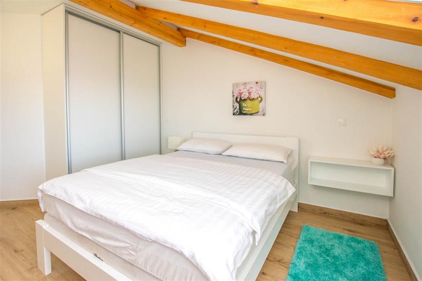 House K1, for 8 persons