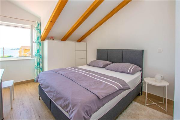 House K1, for 8 persons