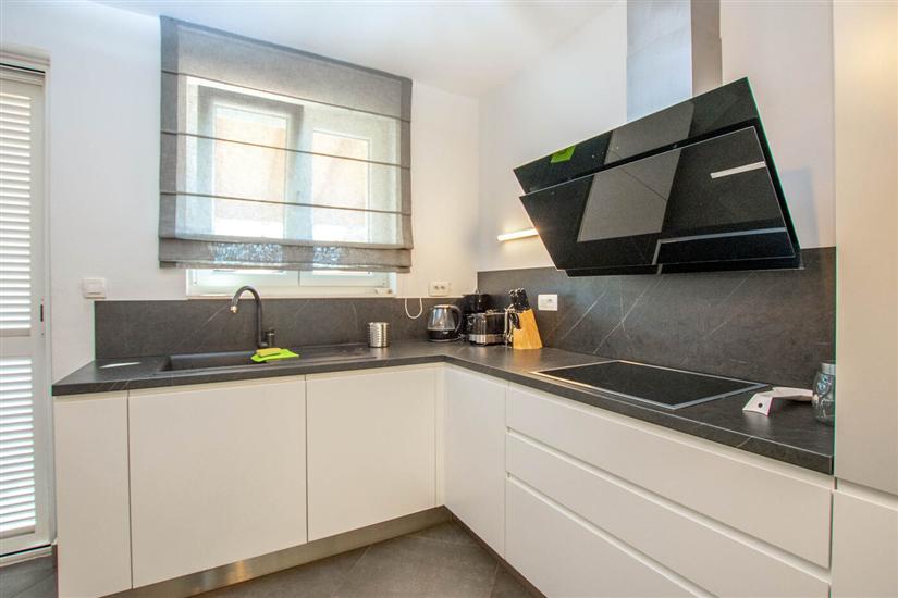 House K1, for 8 persons