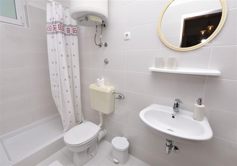 Room S7, for 2 persons