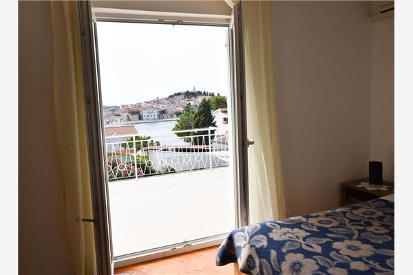 Room S3, for 2 persons