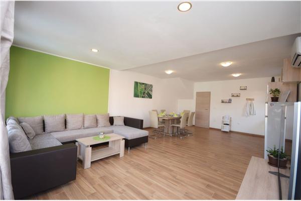 Apartment A1, for 6 persons