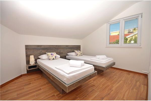 Apartment A1, for 6 persons