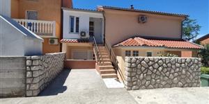 Апартаменты - Novi Vinodolski (Crikvenica)