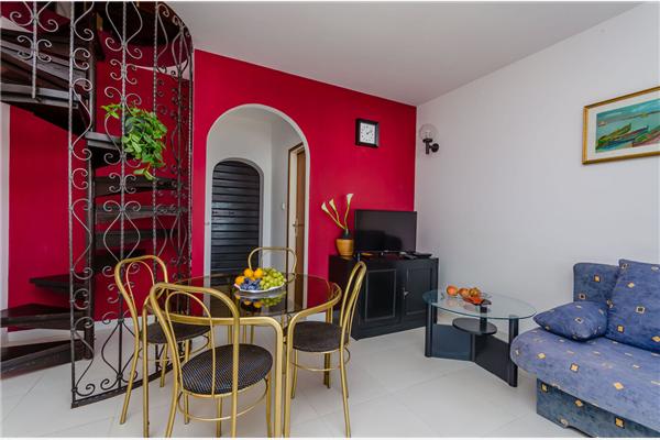 House K1, for 5 persons