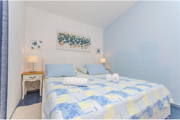 Apartment A2, for 5 persons