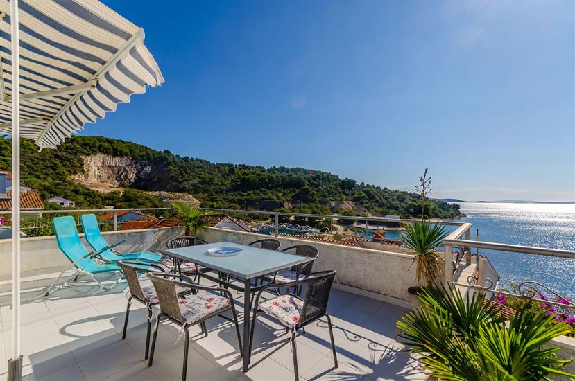 Apartment A2, for 5 persons