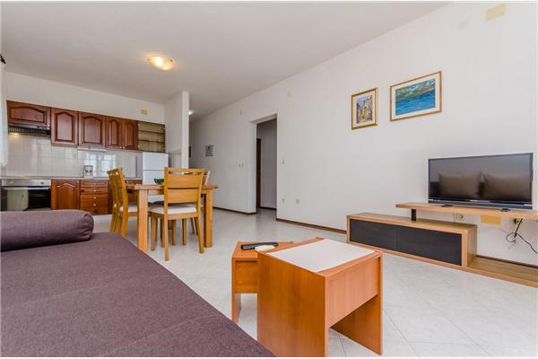 Apartment A1, for 5 persons
