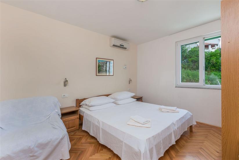 Apartment A7, for 4 persons