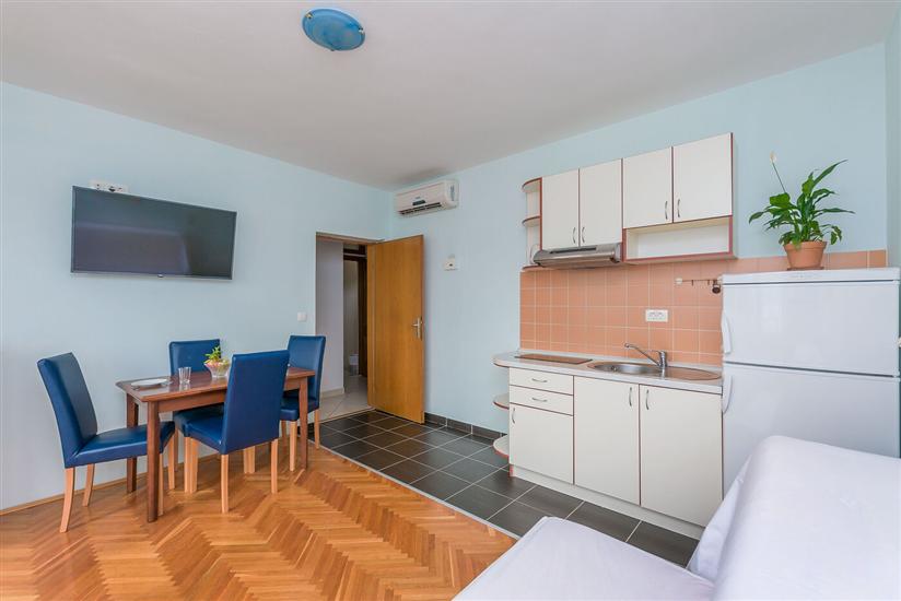 Apartment A7, for 4 persons