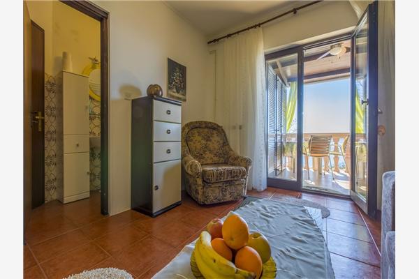 Apartment A1, for 5 persons