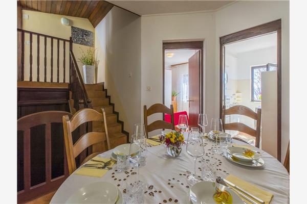 Apartment A1, for 5 persons