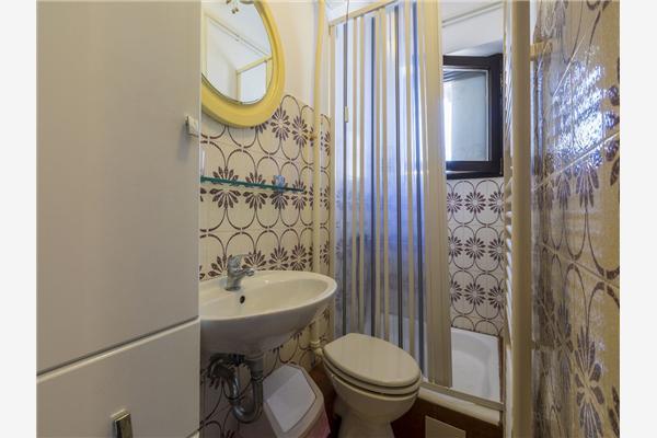 Apartment A1, for 5 persons