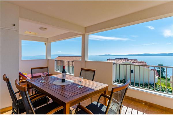 Apartment A2, for 5 persons