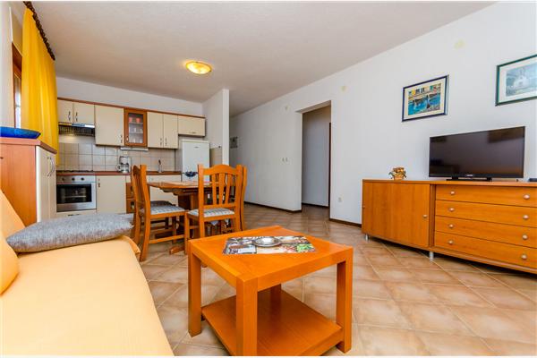Apartment A2, for 5 persons
