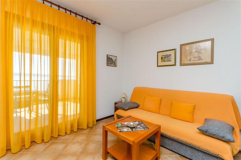 Apartment A2, for 5 persons
