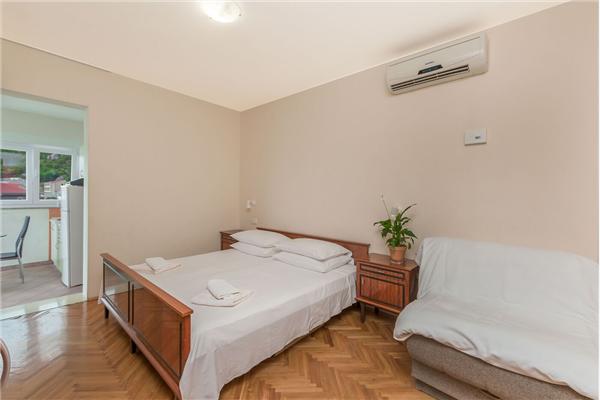 Apartment A9, for 3 persons