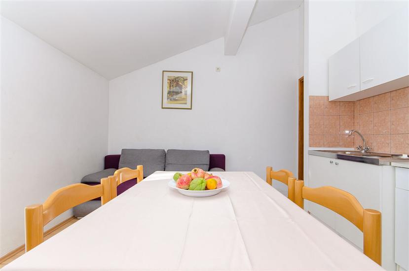Apartment A2, for 4 persons
