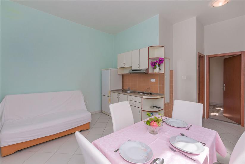 Apartment A10, for 4 persons