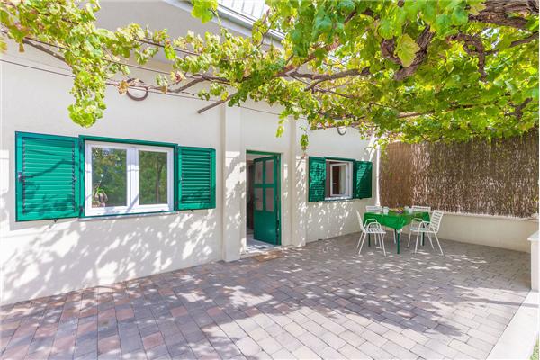 Apartment A10, for 4 persons