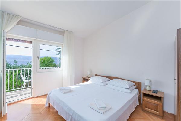 Apartment A12, for 3 persons