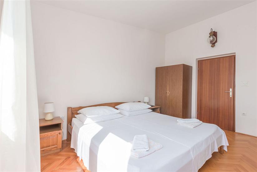 Apartment A12, for 3 persons