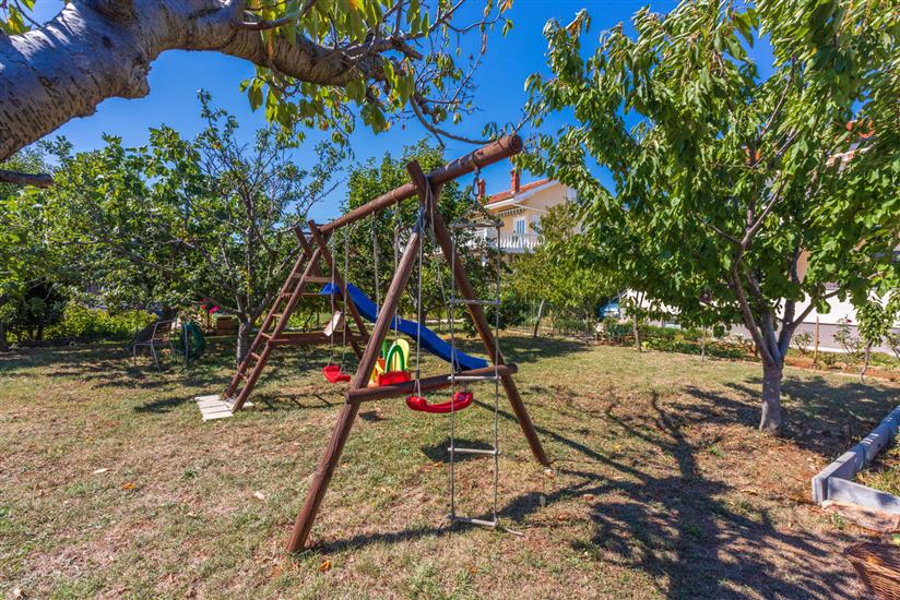 Apartments Star by the sea