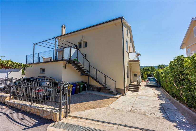 Apartments Star by the sea