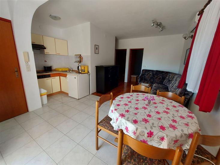 Apartment A2, for 4 persons