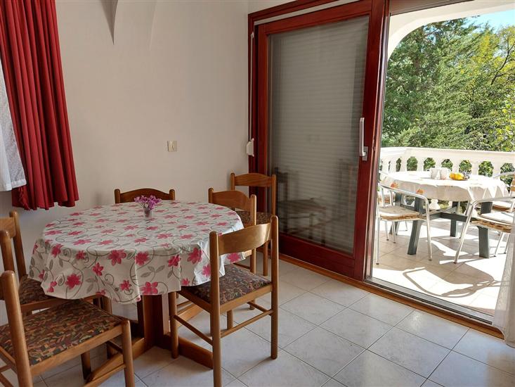Apartment A2, for 4 persons