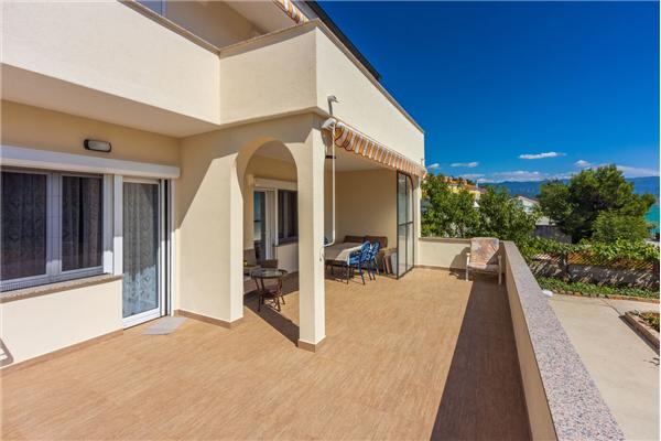 Apartment A1, for 6 persons