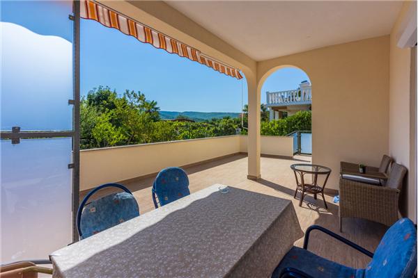 Apartment A1, for 6 persons