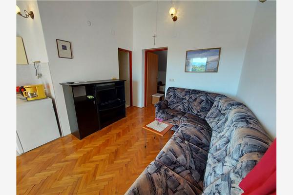 Apartment A4, for 4 persons