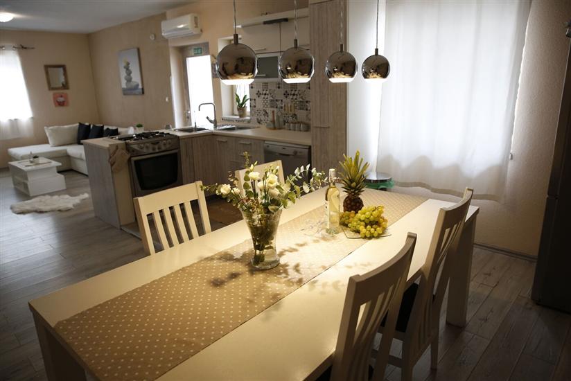 Apartment A1, for 4 persons