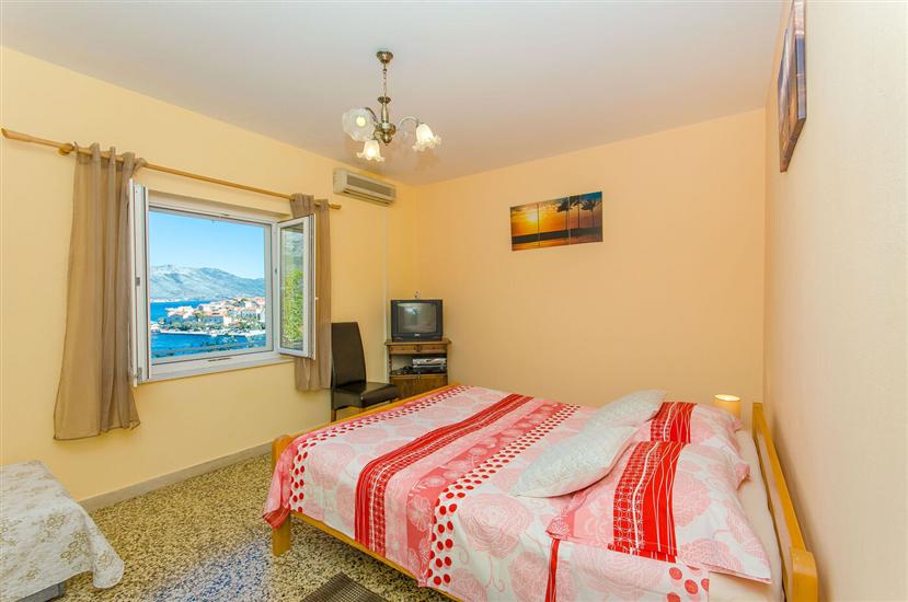 Apartment A1, for 2 persons