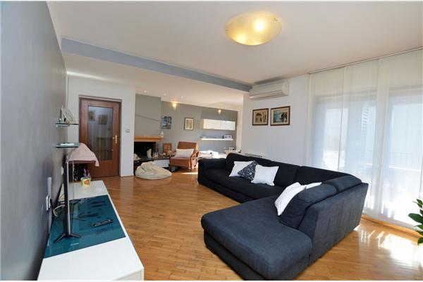 Apartment A1, for 7 persons