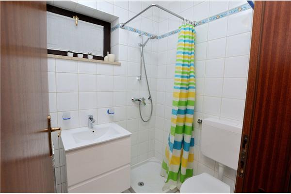 Apartment A1, for 7 persons