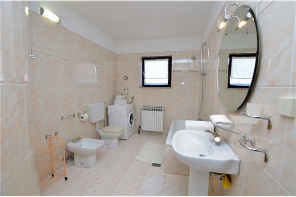 Apartment A1, for 7 persons