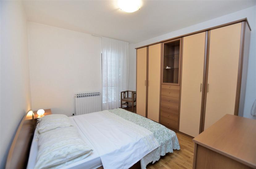 Apartment A1, for 7 persons