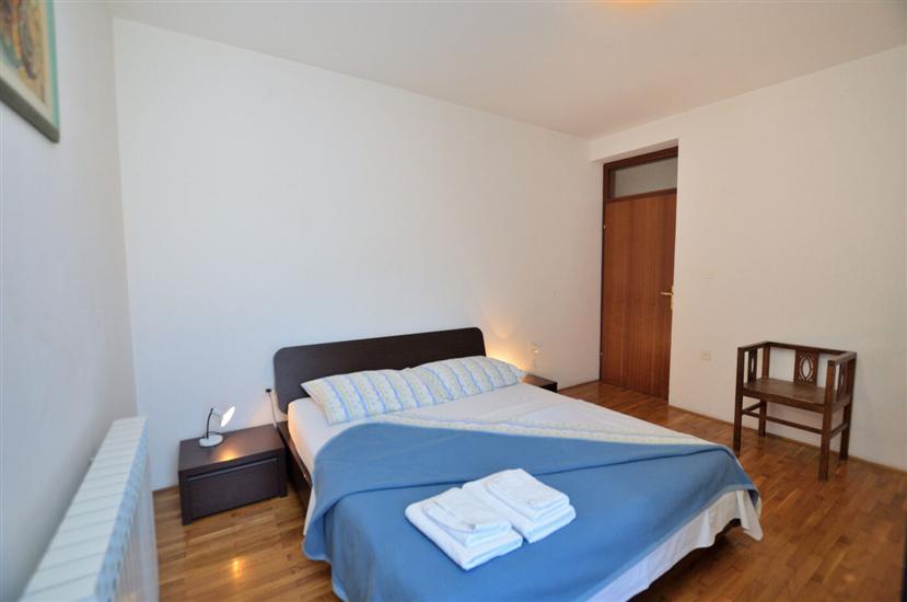 Apartment A1, for 7 persons