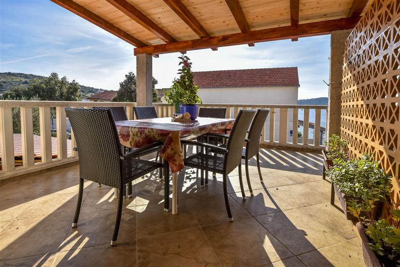 Apartment A5, for 5 persons