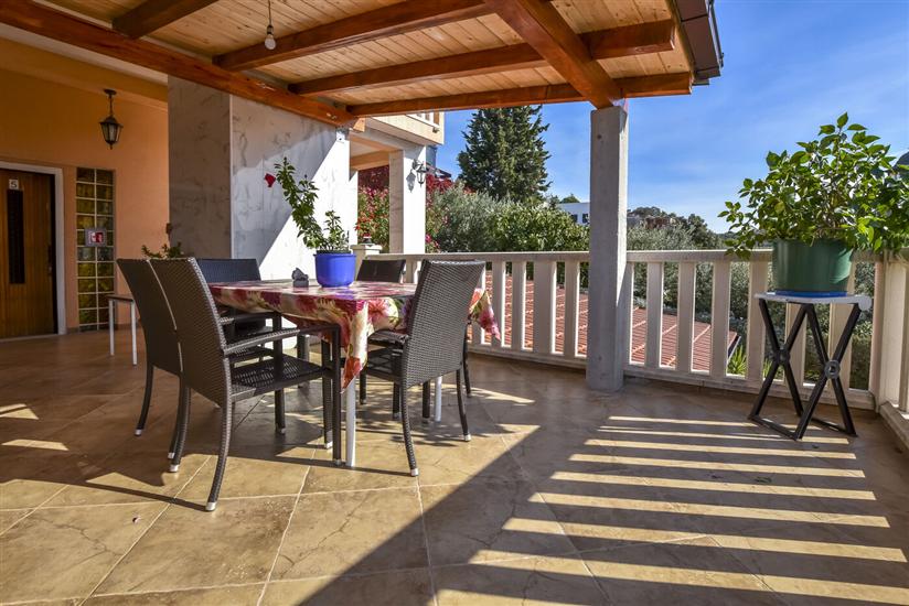 Apartment A5, for 5 persons