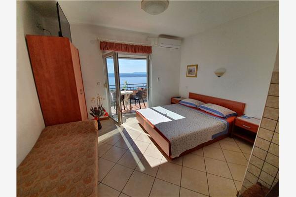 Apartment A1, for 3 persons