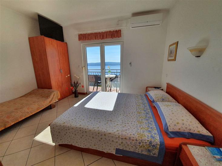 Apartment A1, for 3 persons