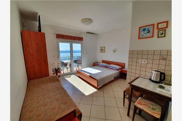 Apartment A1, for 3 persons