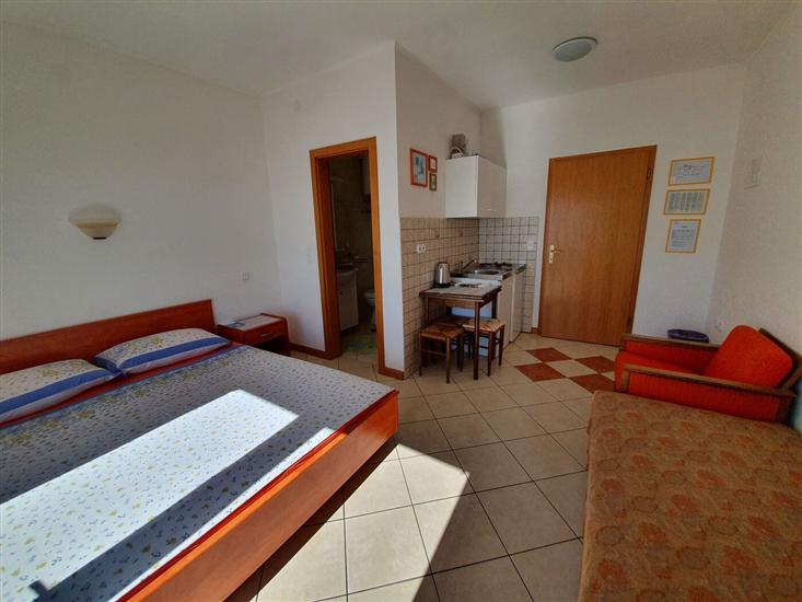 Apartment A1, for 3 persons