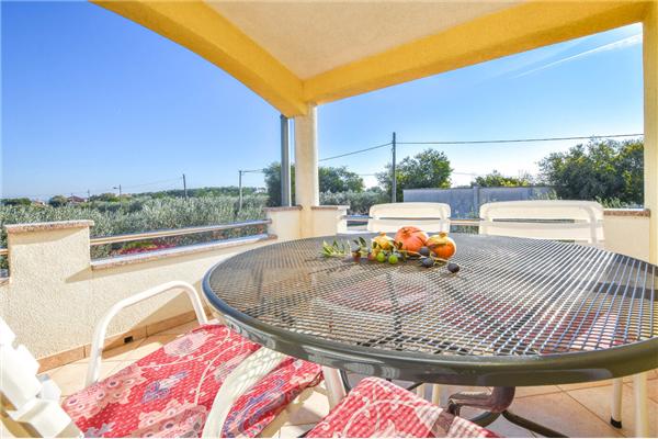 Apartment A1, for 5 persons