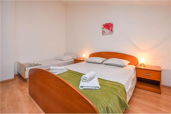 Apartment A2, for 4 persons