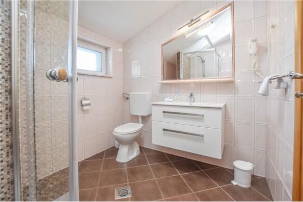 Apartment A3, for 6 persons