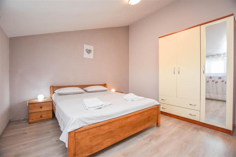 Apartment A3, for 6 persons